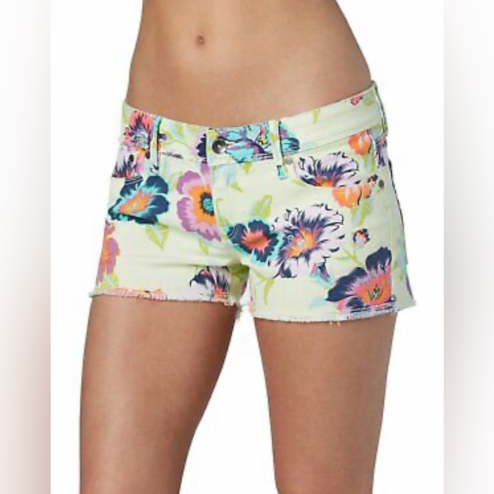 NWT ROXY SHORTS
